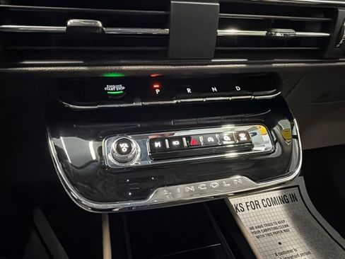 Used 2023 Lincoln Corsair AWD image 24