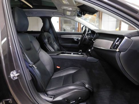 Used 2022 Volvo V90 B6 Cross Country AWD/4WD image 71