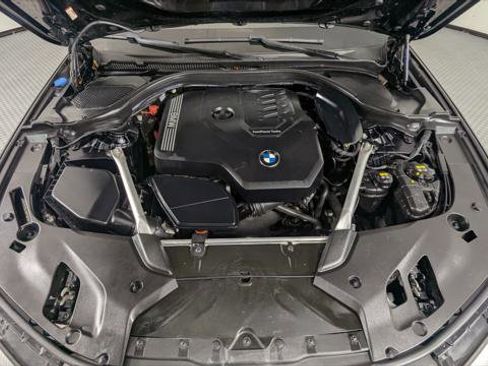 Used 2020 BMW 530i w/ Convenience Package image 34
