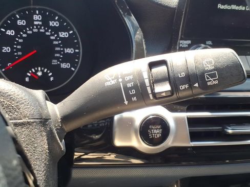 Used 2022 Kia Seltos S AWD/4WD image 21