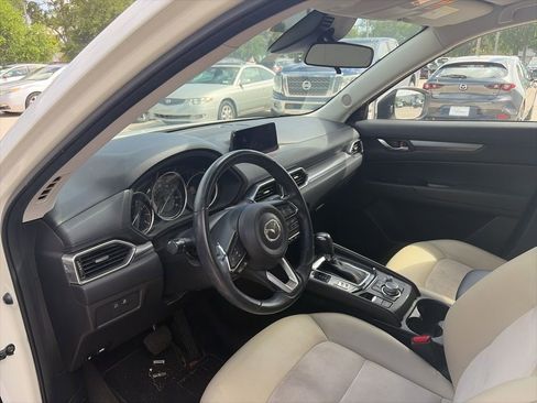 Used 2020 MAZDA CX-5 Touring image 9