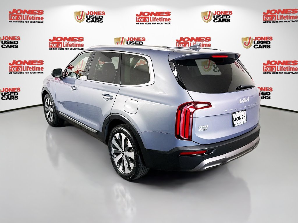 Used 2022 Kia Telluride EX w/ EX Premium Package AWD/4WD image 2