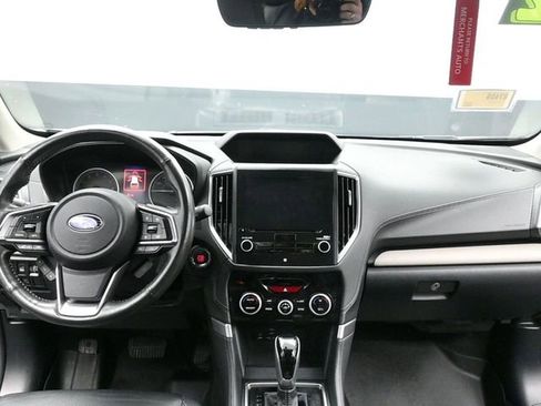 Used 2022 Subaru Forester Limited image 22