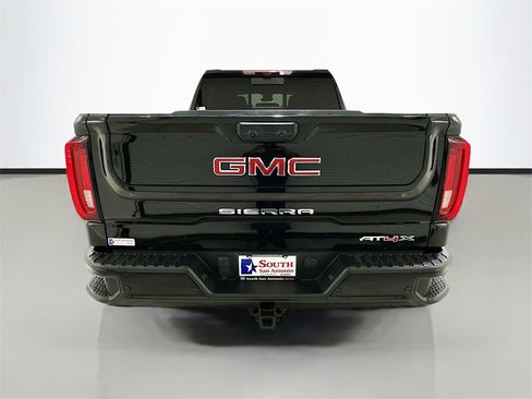 Used 2024 GMC Sierra 1500 AT4X image 6