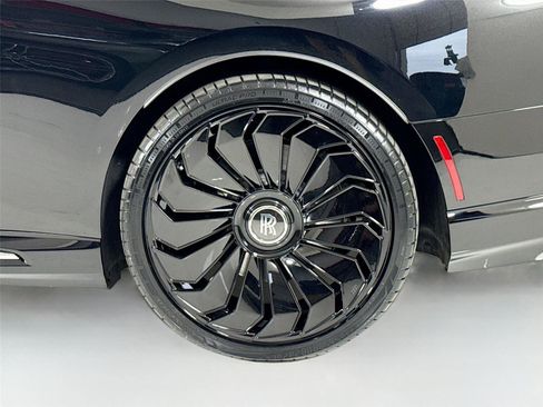 Used 2024 Rolls-Royce Spectre w/ Spectre Launch Package image 37