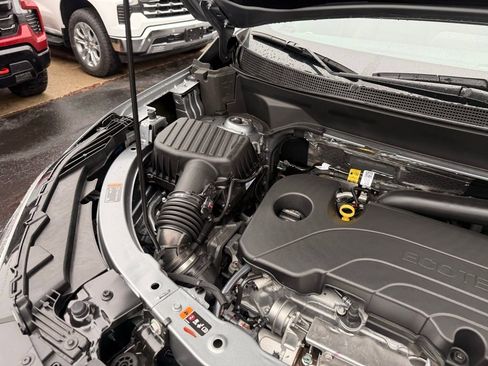 New 2026 Chevrolet Equinox LT w/ Convenience Package II image 30