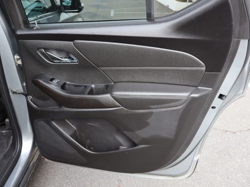 Certified 2023 Chevrolet Traverse LT w/ LPO, Floor Liner Package image 34