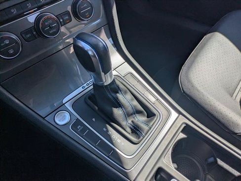 Used 2015 Volkswagen e-Golf SEL Premium FWD image 12