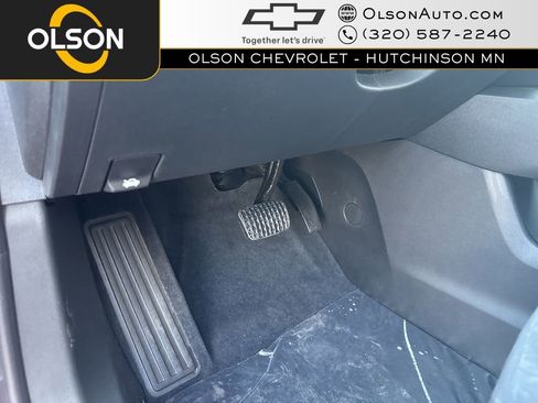 New 2026 Chevrolet Equinox RS image 12