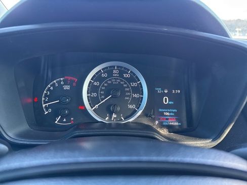 Used 2021 Toyota Corolla LE image 18