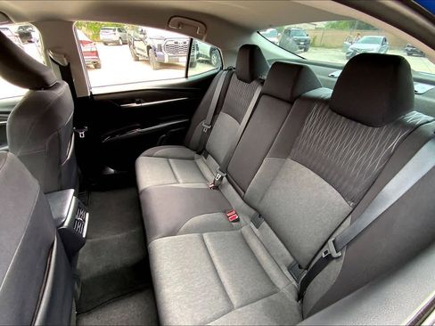 Used 2025 Toyota Camry LE w/ Convenience Package image 18