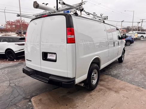 Used 2025 Chevrolet Express 2500 Extended w/ Communications Package image 5
