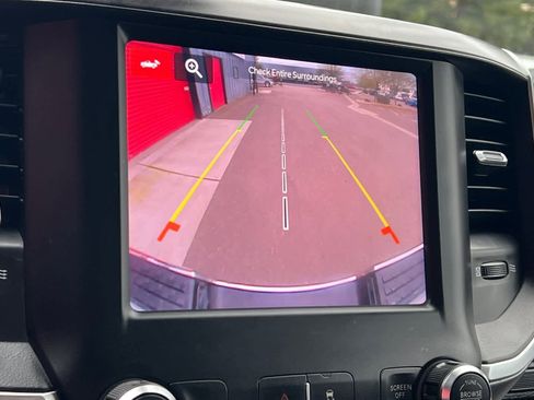 Used 2024 RAM 3500 Big Horn image 22