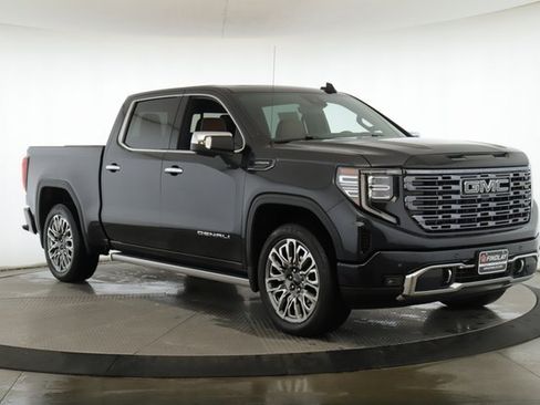 Used 2025 GMC Sierra 1500 Denali Ultimate image 2