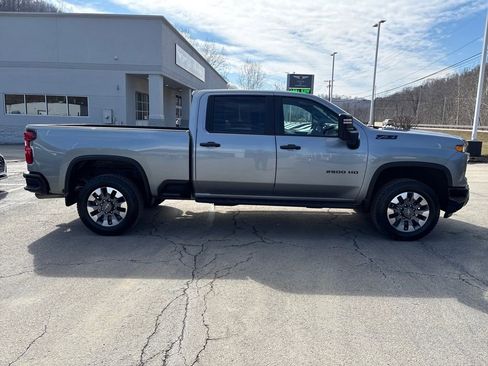 Certified 2024 Chevrolet Silverado 2500 Custom w/ Custom Convenience Package image 6