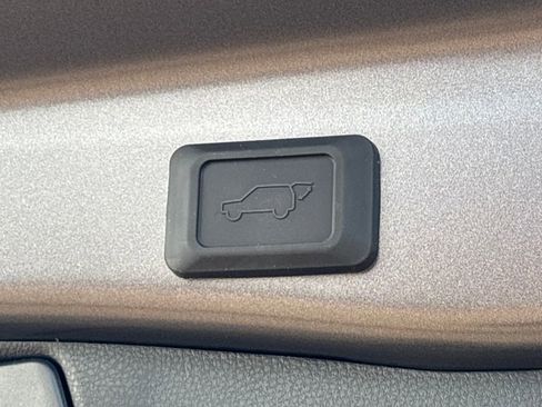 New 2025 Toyota RAV4 XLE Premium image 32