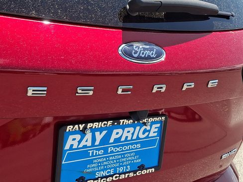 Certified 2024 Ford Escape ST-Line Select w/ Tech Pack #1 AWD/4WD image 30