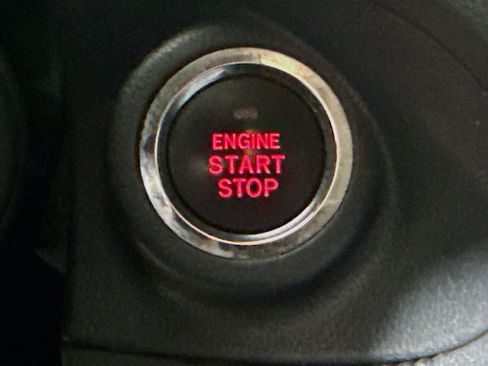 Used 2022 Subaru Forester Premium AWD/4WD image 21