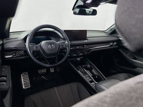 Used 2023 Honda Accord Sport image 18