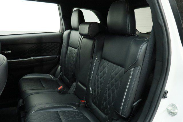Used 2020 Mitsubishi Outlander GT AWD/4WD image 29
