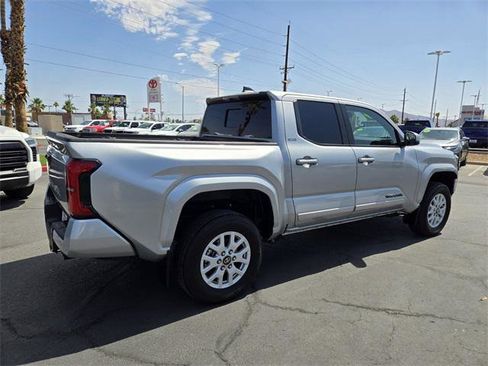 Certified 2024 Toyota Tacoma SR5 image 4