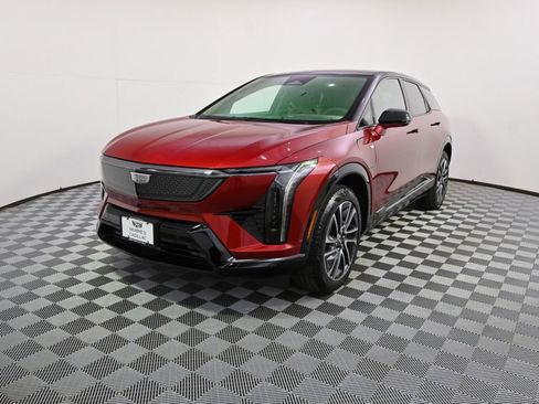 New 2026 Cadillac Optiq Sport 1 w/ LPO, Floor Liner Package AWD/4WD image 1