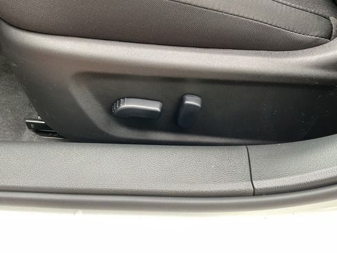 New 2026 Nissan Altima 2.5 SV FWD image 9