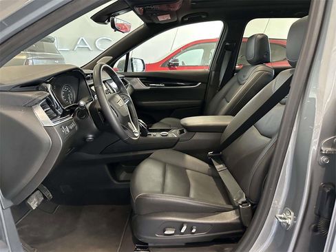 Certified 2025 Cadillac XT6 Premium Luxury w/ Technology Package image 26