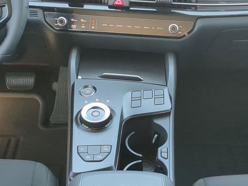 New 2026 Kia Sportage LX image 17