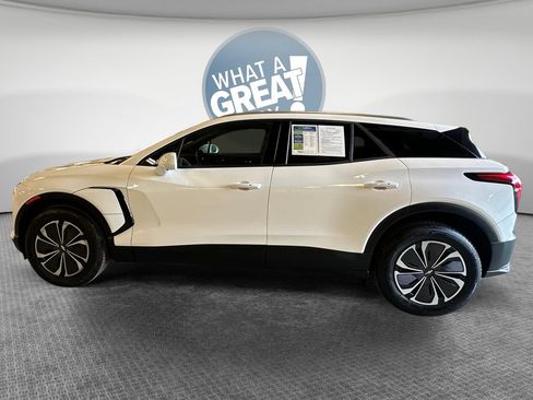 Certified 2024 Chevrolet Blazer EV LT AWD/4WD image 8
