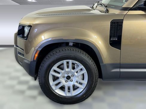Used 2026 Land Rover Defender 110 S AWD/4WD image 11