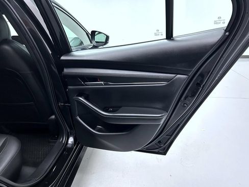 Used 2025 MAZDA MAZDA3 s FWD image 17