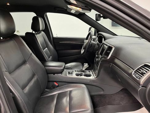 Used 2018 Jeep Grand Cherokee Limited AWD/4WD image 58