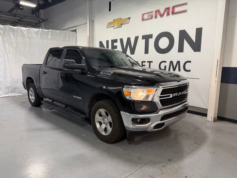 Used 2021 RAM 1500 Big Horn AWD/4WD image 2