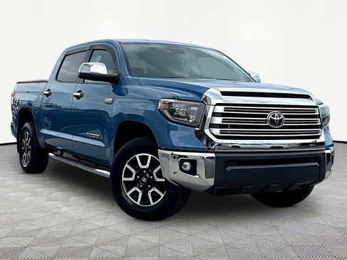 Used 2020 Toyota Tundra Limited w/ Limited Premium Package AWD/4WD image 3
