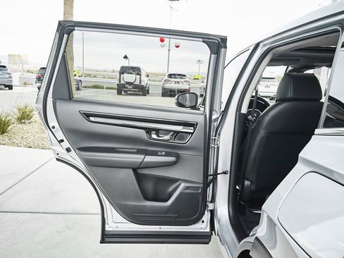 Used 2025 Honda CR-V EX-L image 16