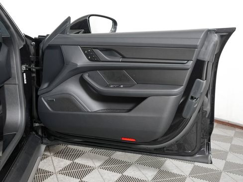 New 2026 Porsche Taycan Turbo AWD/4WD image 40