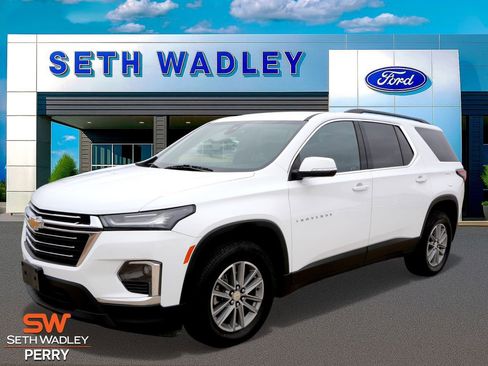 Used 2023 Chevrolet Traverse LT image 8