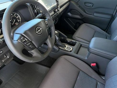 New 2026 Nissan Frontier SV w/ SV Convenience Package AWD/4WD image 10