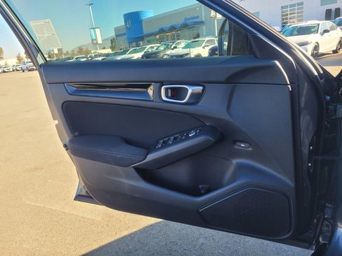 Used 2025 Honda Civic Sport image 15