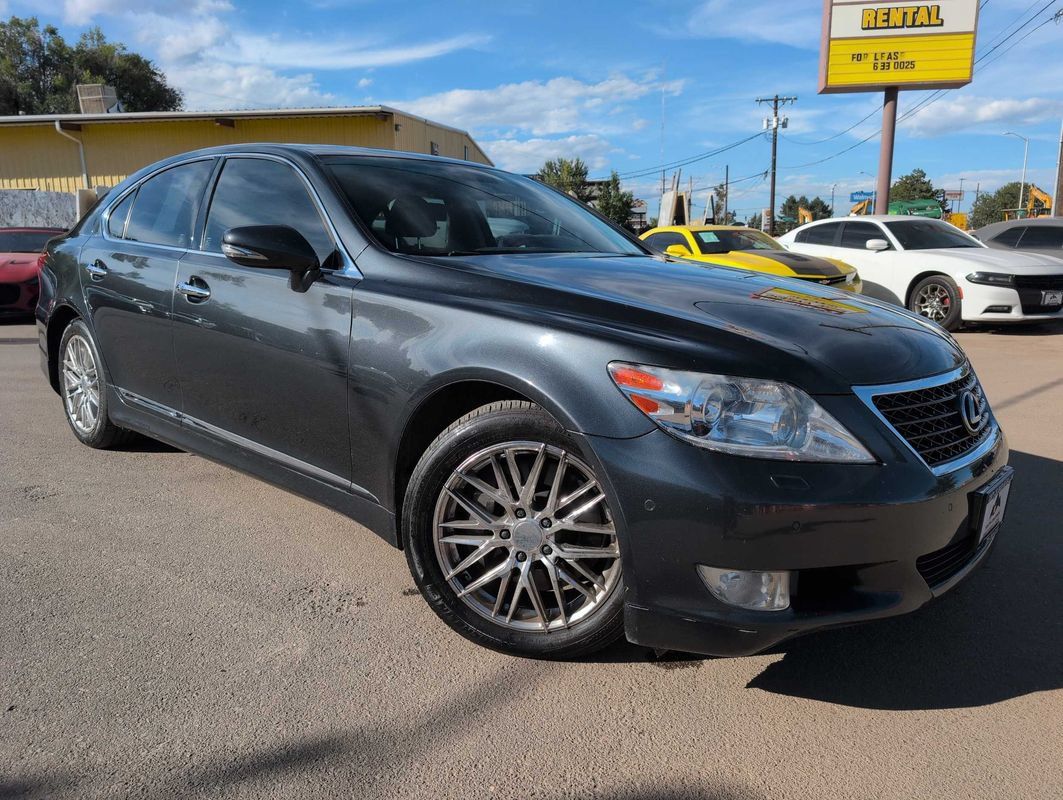 Used 2011 Lexus LS 460 AWD w/ Comfort Pkg image 1
