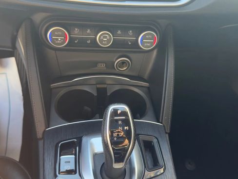 Used 2020 Alfa Romeo Stelvio Sport w/ Quick Order Package 22J Sport image 15