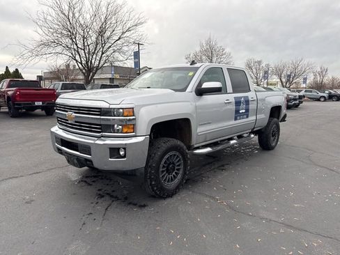 Used 2018 Chevrolet Silverado 2500 LT w/ All Star Edition image 2