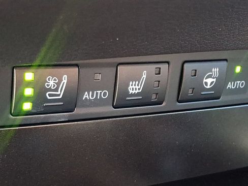 Used 2023 Lexus ES 250 w/ Premium Package AWD/4WD image 25