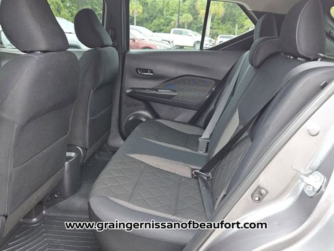 Used 2018 Nissan Kicks SV FWD image 4