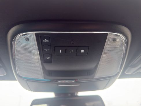 Used 2023 Dodge Charger GT w/ Blacktop Package AWD/4WD image 24