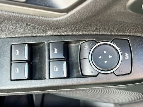 Used 2022 Ford Escape Titanium w/ Class II Trailer Tow Package image 18