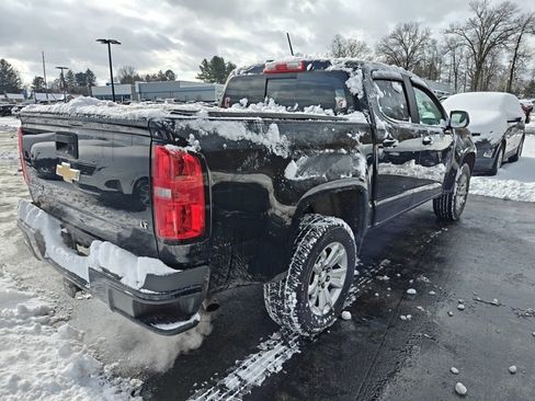 Used 2016 Chevrolet Colorado LT w/ LT Convenience Package image 3