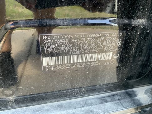 Used 2013 Lexus LS 460 AWD w/ Comfort Pkg image 36