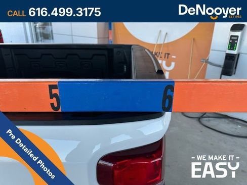 Used 2023 Chevrolet Silverado 1500 ZR2 w/ Technology Package image 16